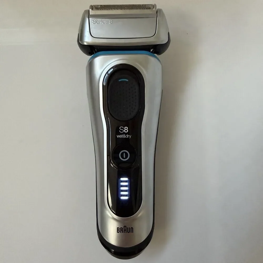 Braun Series 8 Wet & Dry Electric Shaver Type 5795 Tested w/ Charger Manual